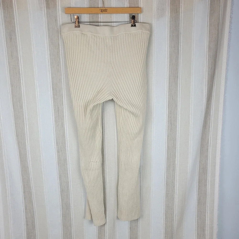 GAP Maternity Ribbed Matching Set - Picture 12 of 12